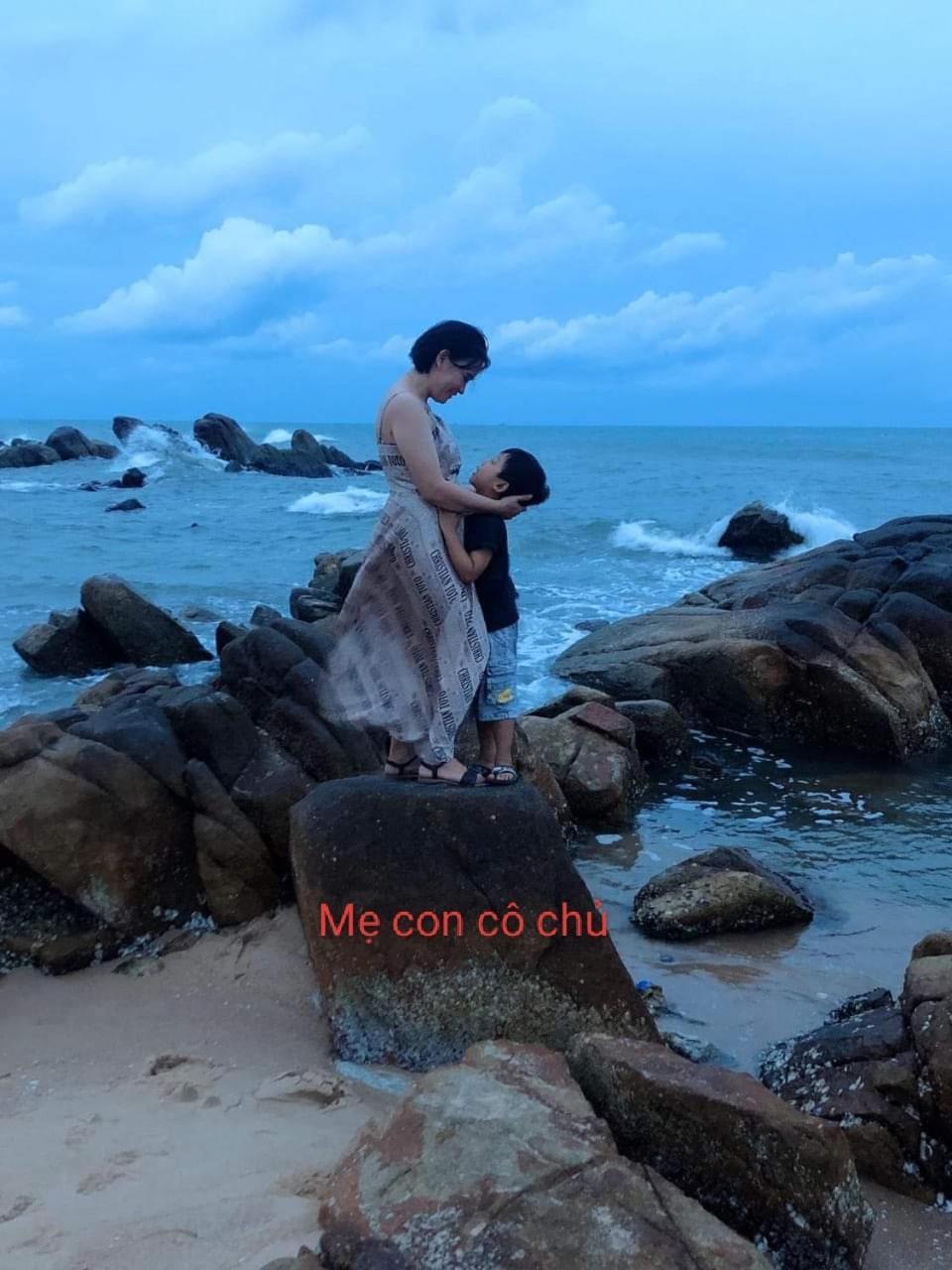 Hotel Nha Nghi Hoa Muoi Gio Tan Tao Exterior foto